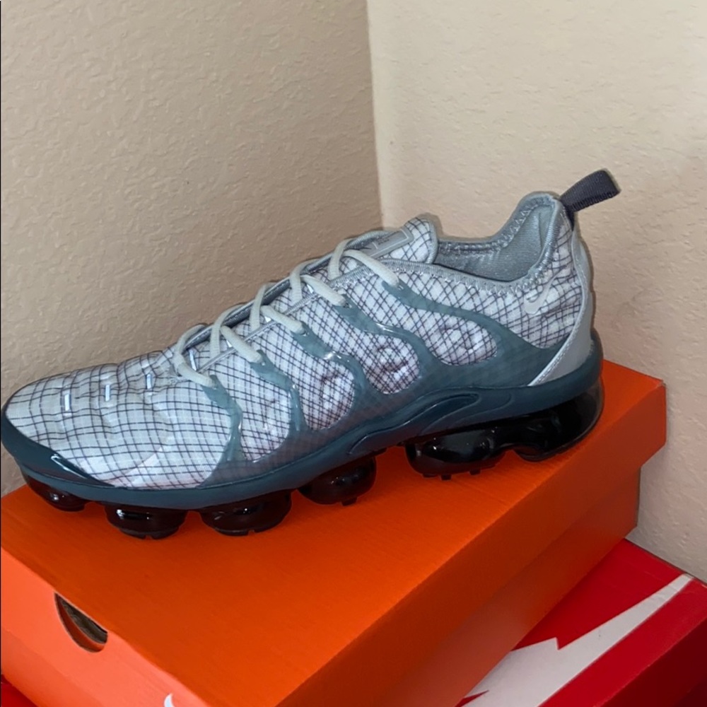 Nike VaporMax Plus